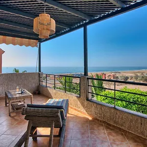 Pensjonat Pearl Surf Camp Morocco, Imi Ouaddar
